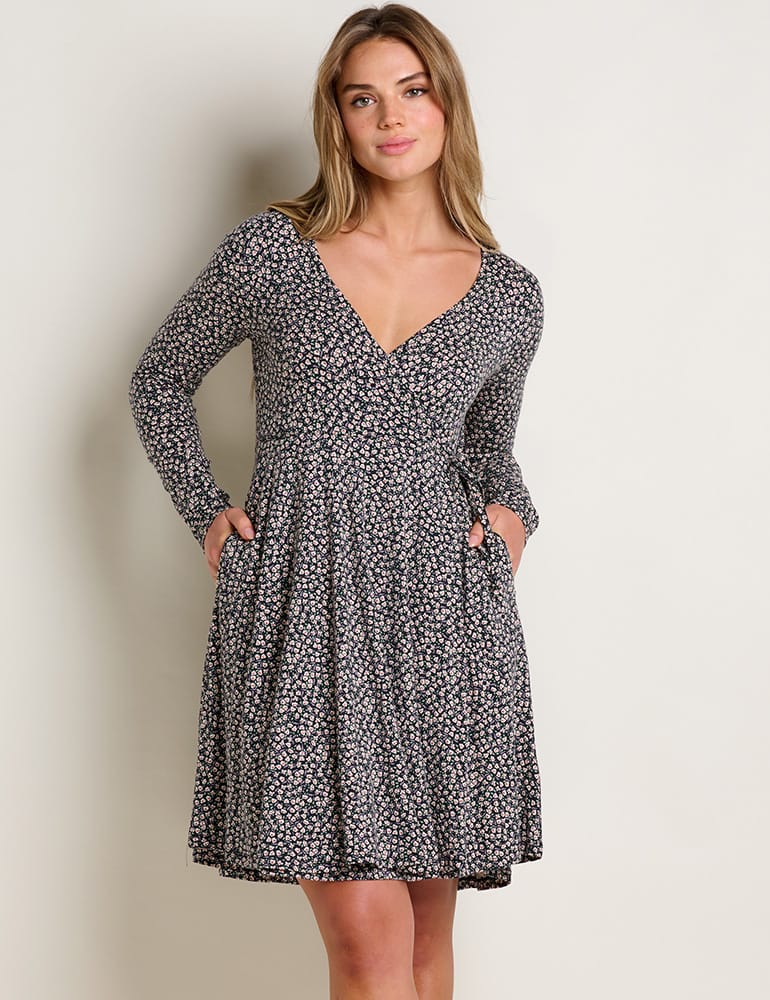 Dresses_5b0f5699-44fd-470b-bb9b-dcee9c0549c1.jpg