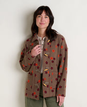 msg:Logan is 5'9 ½" and is wearing a size small.