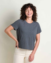 msg:Rayana is 5'9" and is wearing a size small.