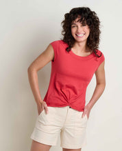 msg:Rayana is 5'9" and is wearing a size small.