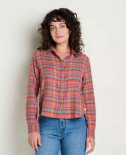 msg:Rayana is 5'9" and is wearing a size small.
