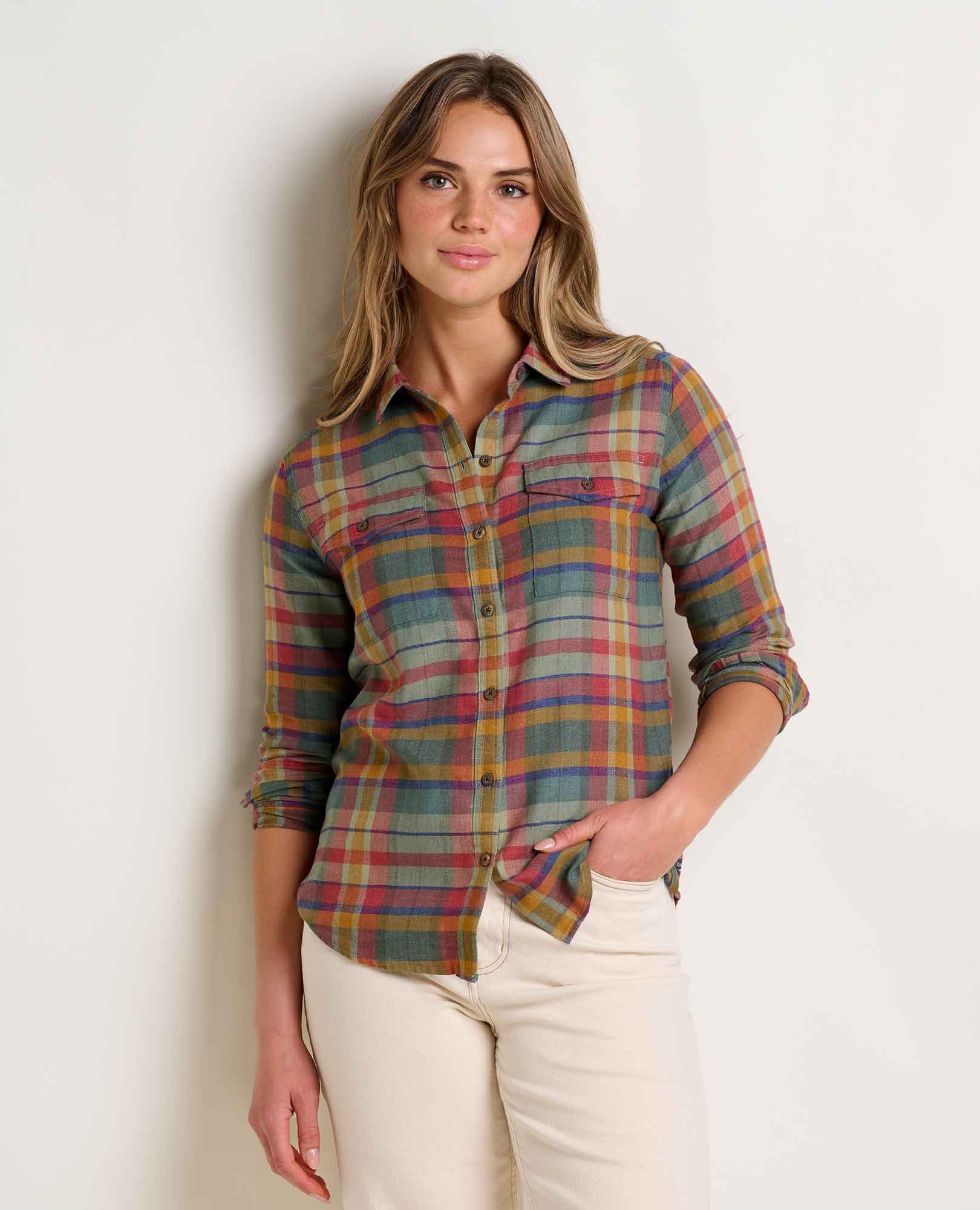 msg:Savanna is 5'9½" and is wearing a size small.