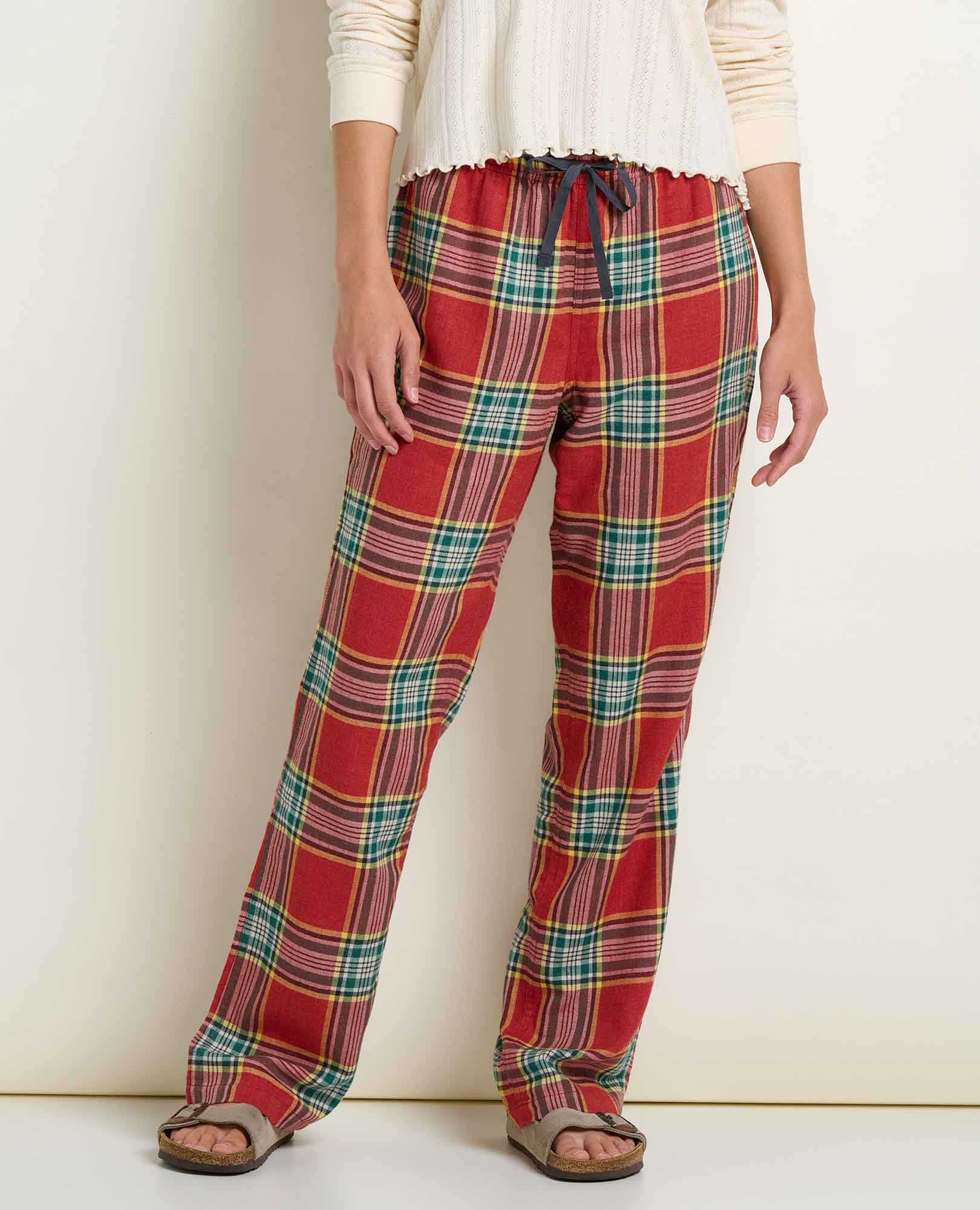 msg:Collette is 5'9 ½" and is wearing a size small.