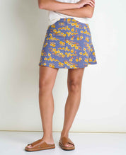 msg:Kayla is 5'9" and is wearing a size Small.