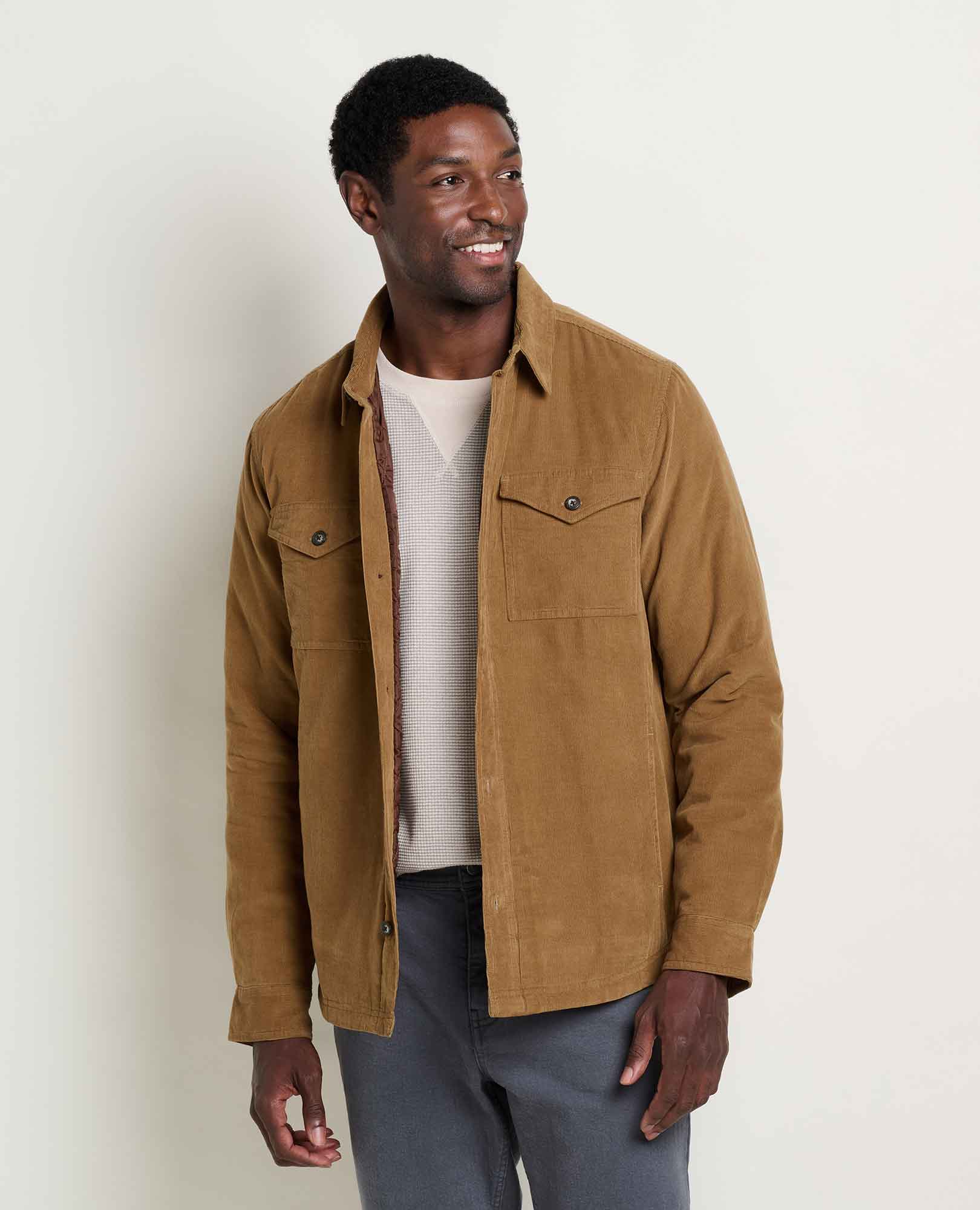 msg:Jamal is 6'2" and is wearing a size medium.