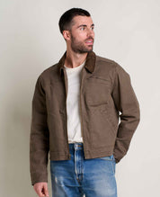 msg:Alessandro is 5'10 ½" and is wearing a size medium.