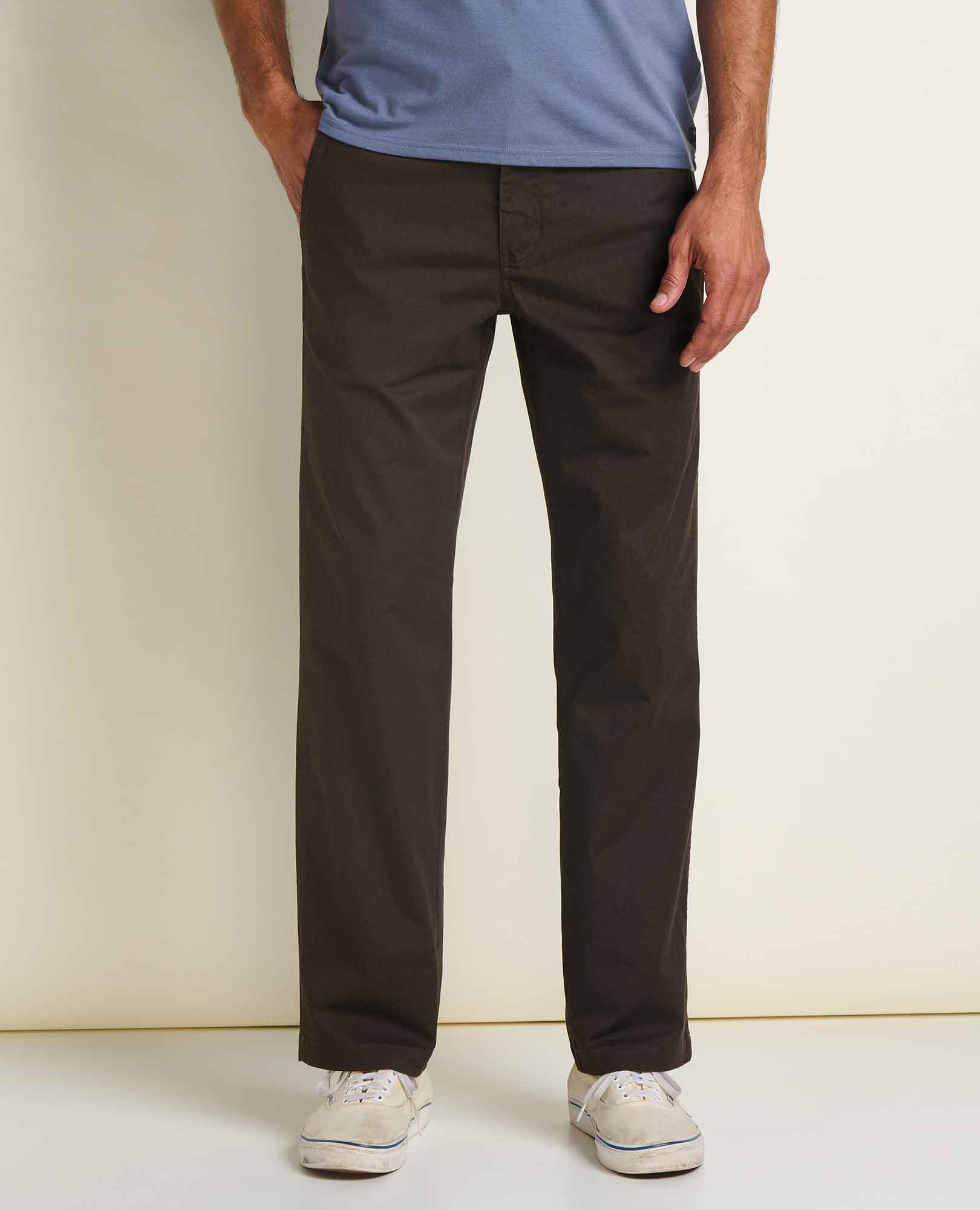 msg:Anderson is 6'2" and is wearing a size 32X32.
