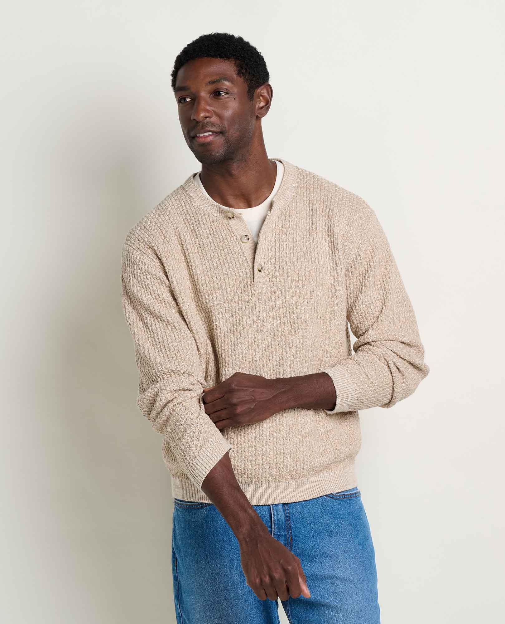 msg:Jamal is 6'2" and is wearing a size medium.
