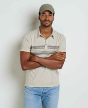 msg:Adom is 6'2" and is wearing a size medium.