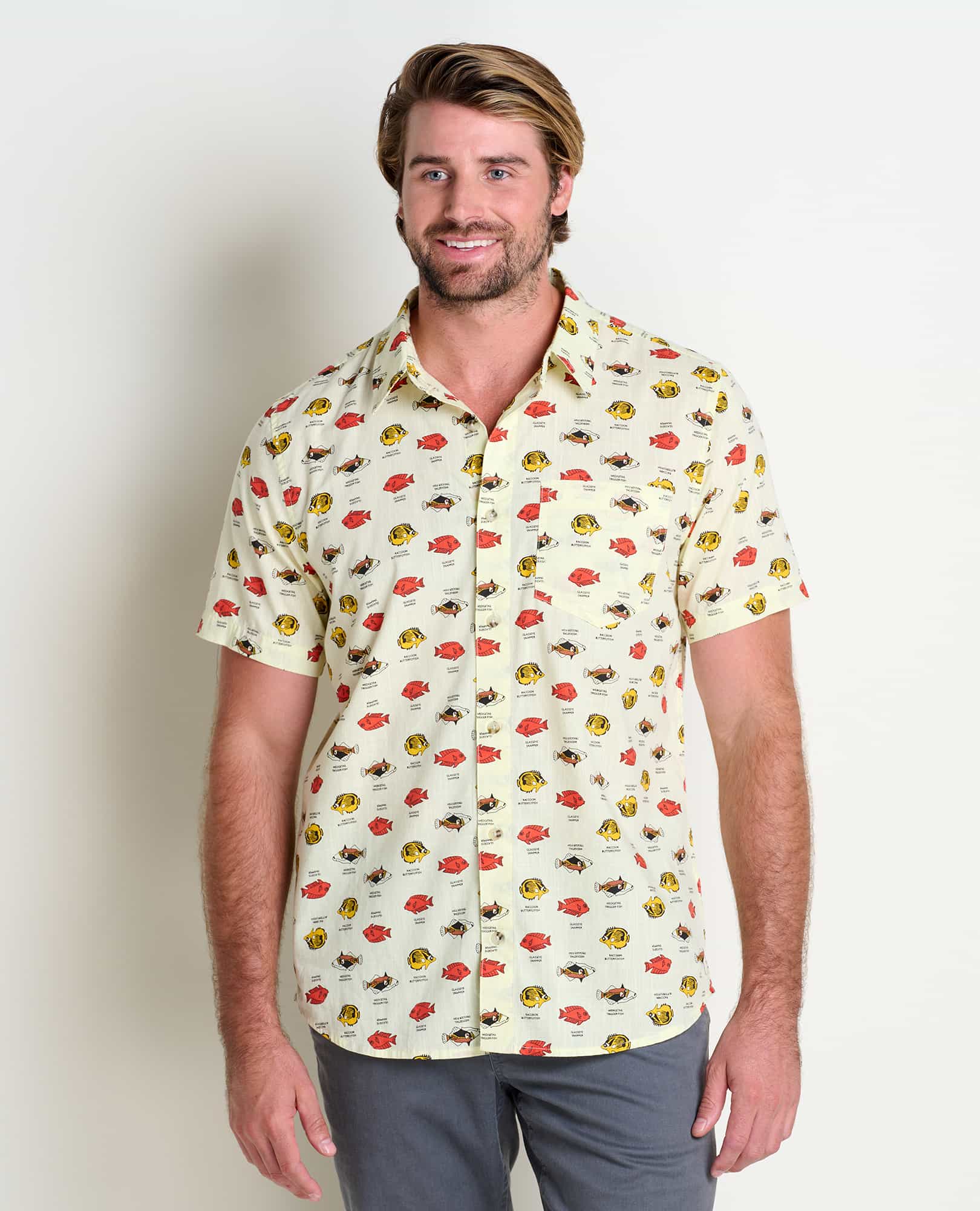 msg: Hollis is 6'0" and is wearing a size Medium