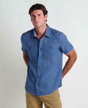 msg:Jacob is 6'1 1/2" and is wearing a size medium.