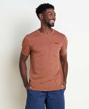 msg: Jamal is 6'2" and is wearing a size Medium