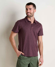 msg:Alessandro is 5'10 ½" and is wearing a size medium.