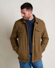 msg:Alessandro is 5'10 ½" and is wearing a size medium.