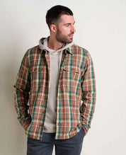 msg:Alessandro is 5'10 ½" and is wearing a size medium.