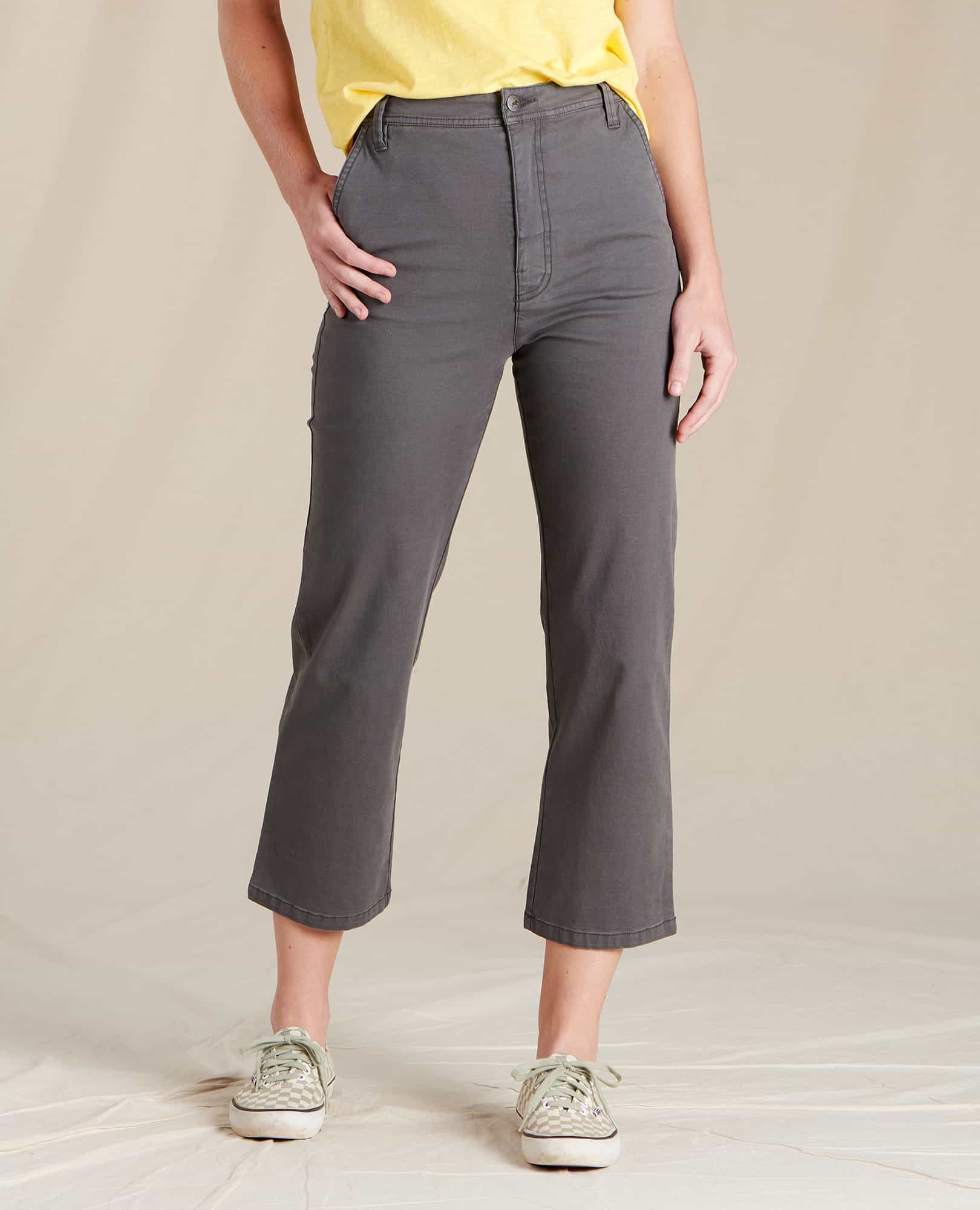 msg: Model is 5'11 and is wearing a size 6