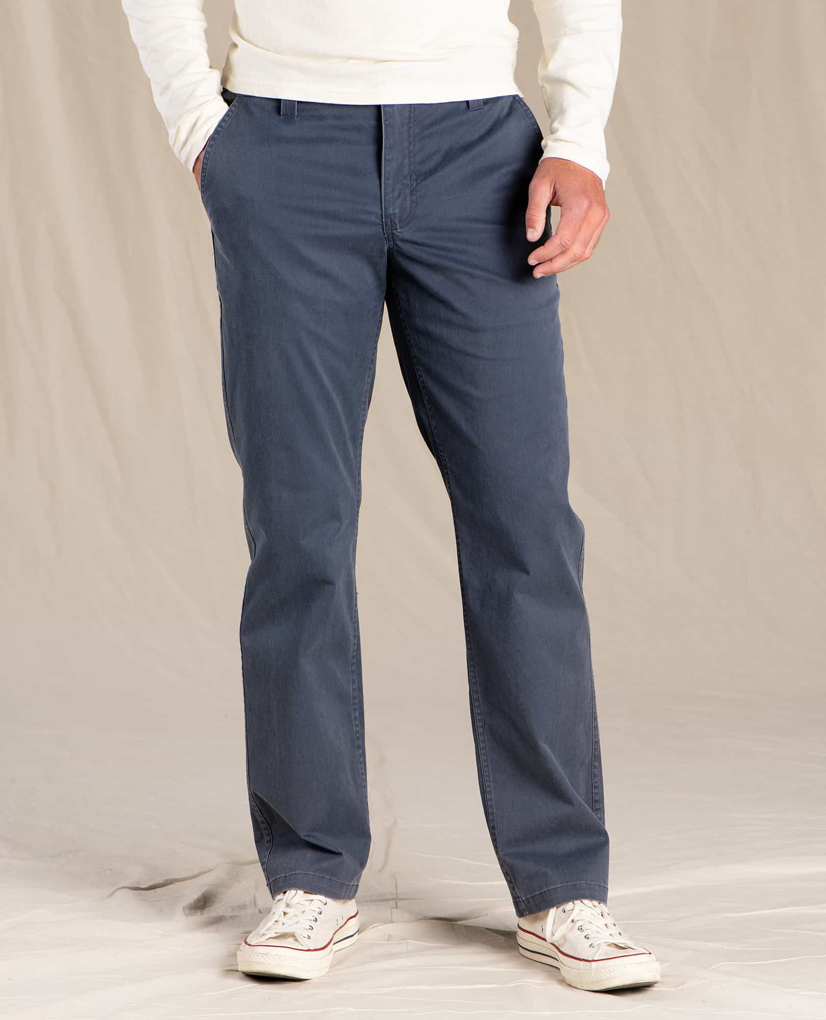msg: Tobias is 6'2" and is wearing a size 32X32